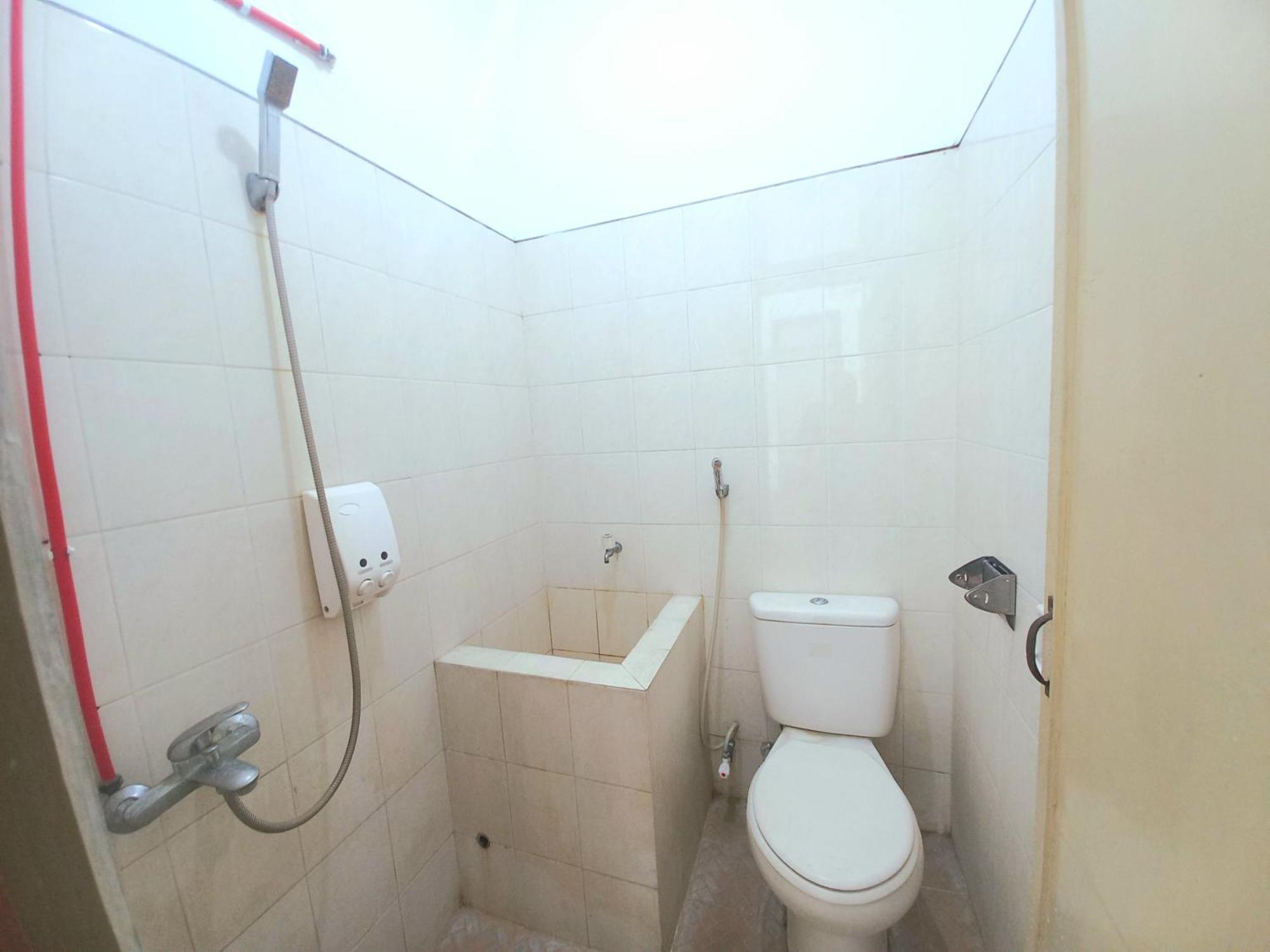 Homestay Jogja Dekat Gembiraloka By Simply Homy Yogyakarta Exterior photo